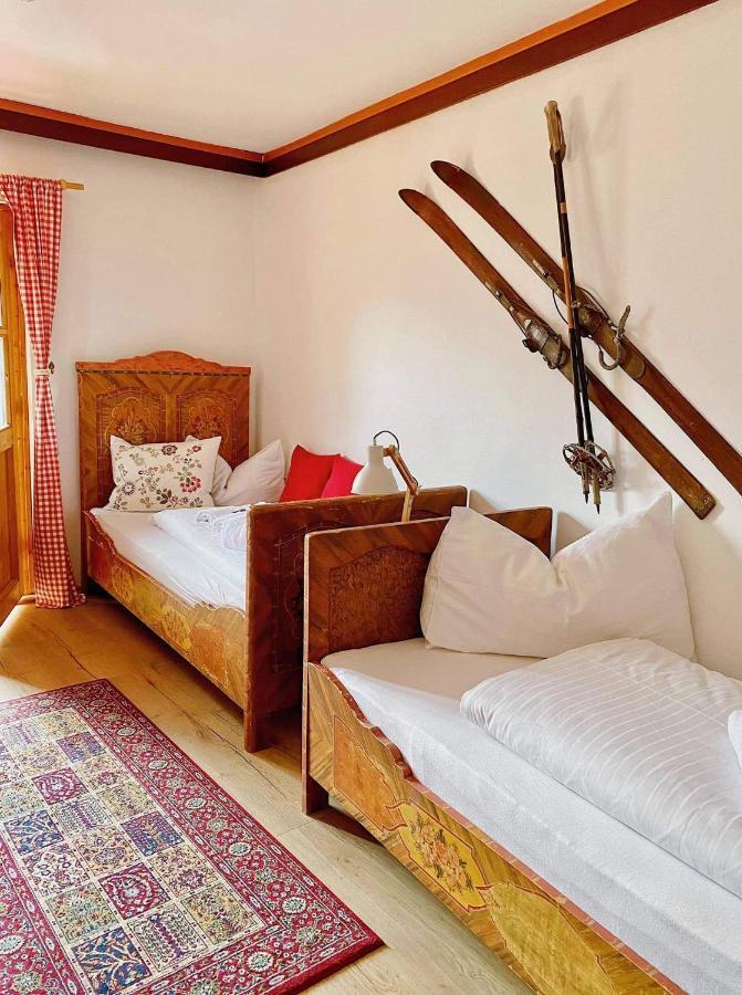 Zweibettzimmer mit Gemeinschaftsbad